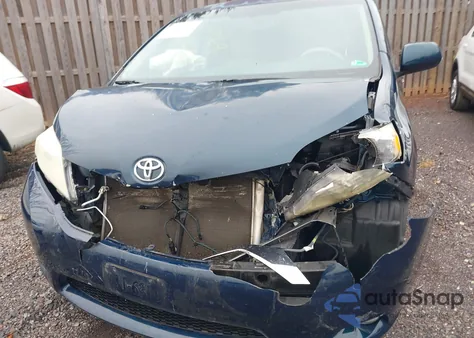 2012 Toyota Sienna Xle V6 8 Passenger из США, поврежденный, VIN 5TDYK3DC3CS194687